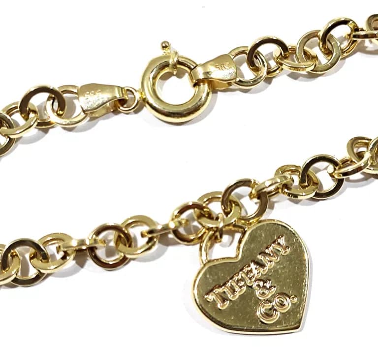 Tiffany z serduszkiem: jak rozpoznać oryginał i ile kosztuje?