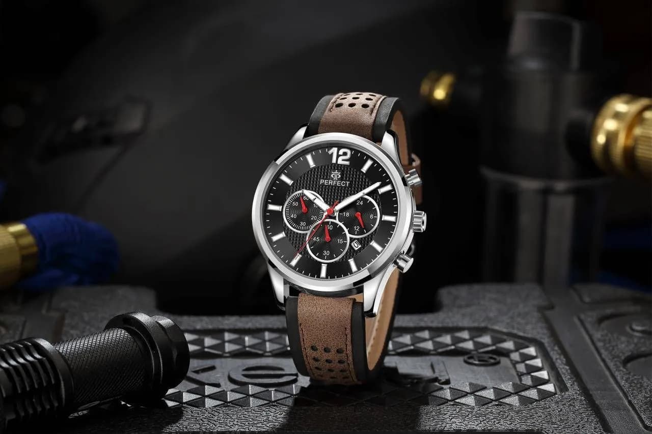 Zegarek męski chronograf: Wybierz idealny model. Przewodnik Igi Sobczak