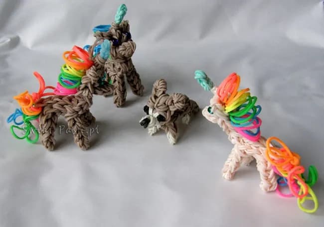 Gumki do bransoletek: Figurki, zwierzątka, breloczki kreatywne pomysły